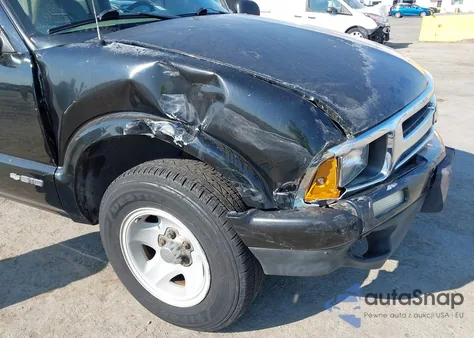 1996 Chevrolet S Truck S10 из США, поврежденный, VIN 1GCCS1440T8216592